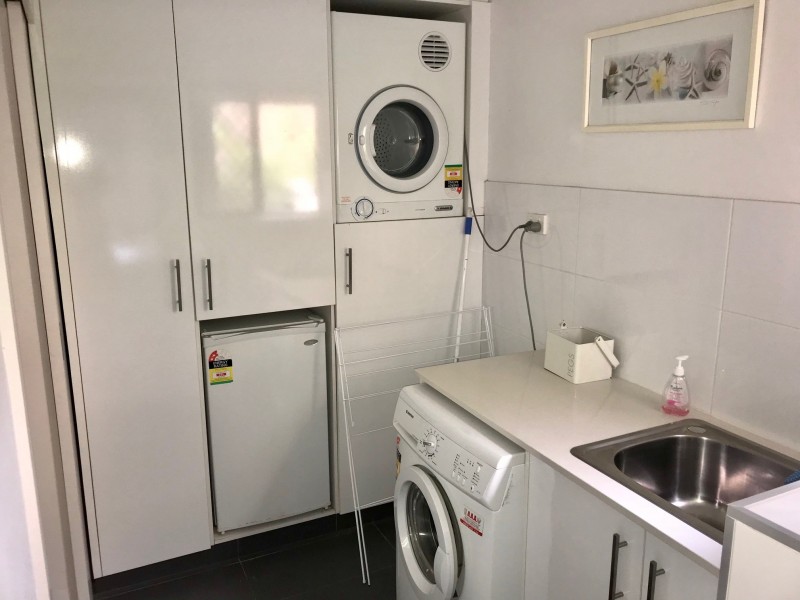 1/6 Wharf Road, Surfers Paradise QLD 4217