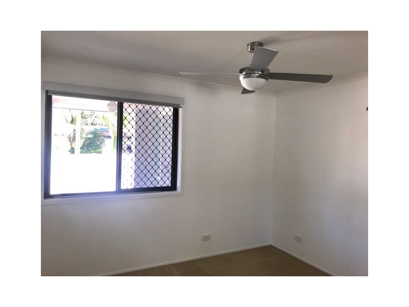 2 Karratha Court, Mermaid Waters QLD 4218