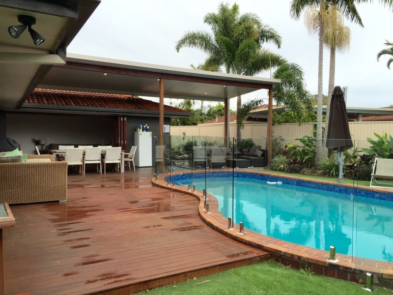59 Barrier Reef Drive, Mermaid Waters QLD 4218