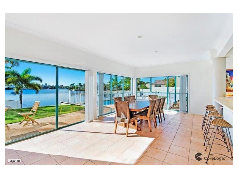 31 Montevideo Drive, Clear Island Waters QLD 4226