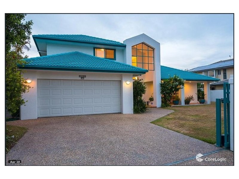 31 Montevideo Drive, Clear Island Waters QLD 4226