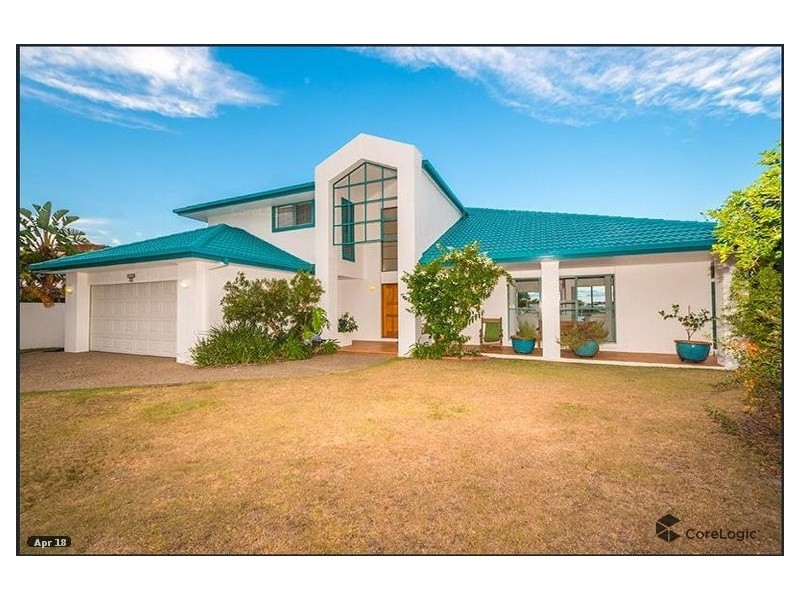 31 Montevideo Drive, Clear Island Waters QLD 4226