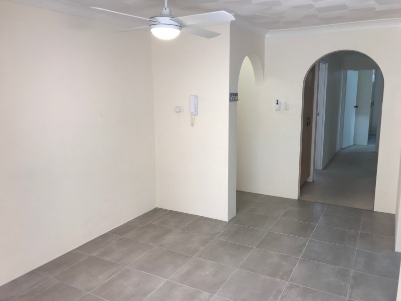 8/137 Old Burleigh Road, Broadbeach QLD 4218