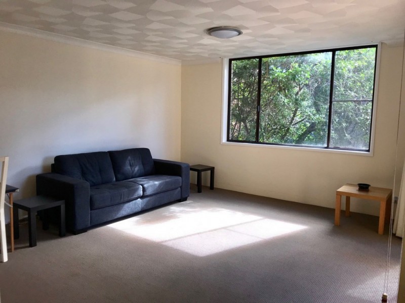 8/137 Old Burleigh Road, Broadbeach QLD 4218