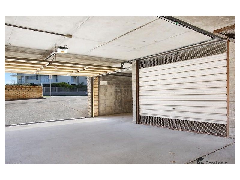 8/137 Old Burleigh Road, Broadbeach QLD 4218