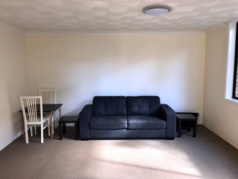 8/137 Old Burleigh Road, Broadbeach QLD 4218