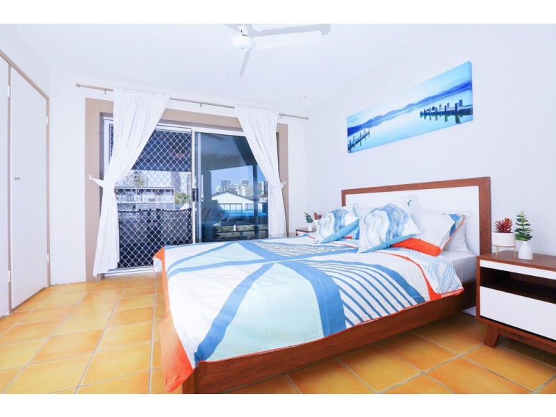 6 Flamingo Key, Broadbeach Waters QLD 4218