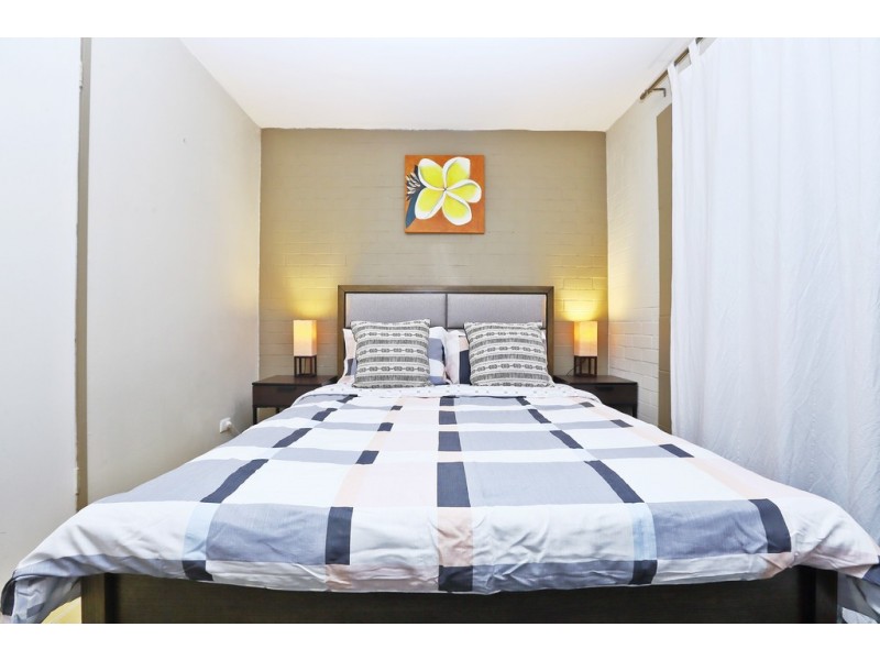 6 Flamingo Key, Broadbeach Waters QLD 4218