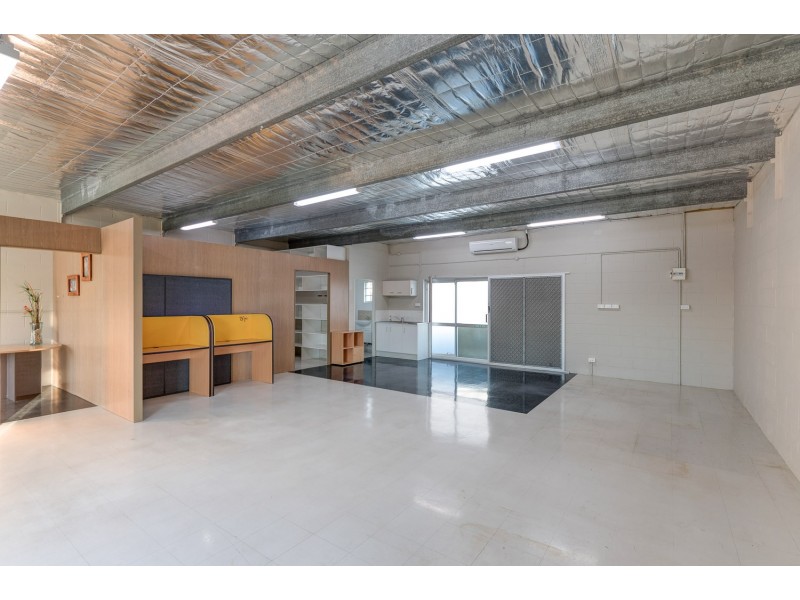 2/19 Dominions Road, Ashmore QLD 4214