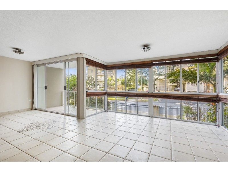 1/45 Old Burleigh Road, Surfers Paradise QLD 4217