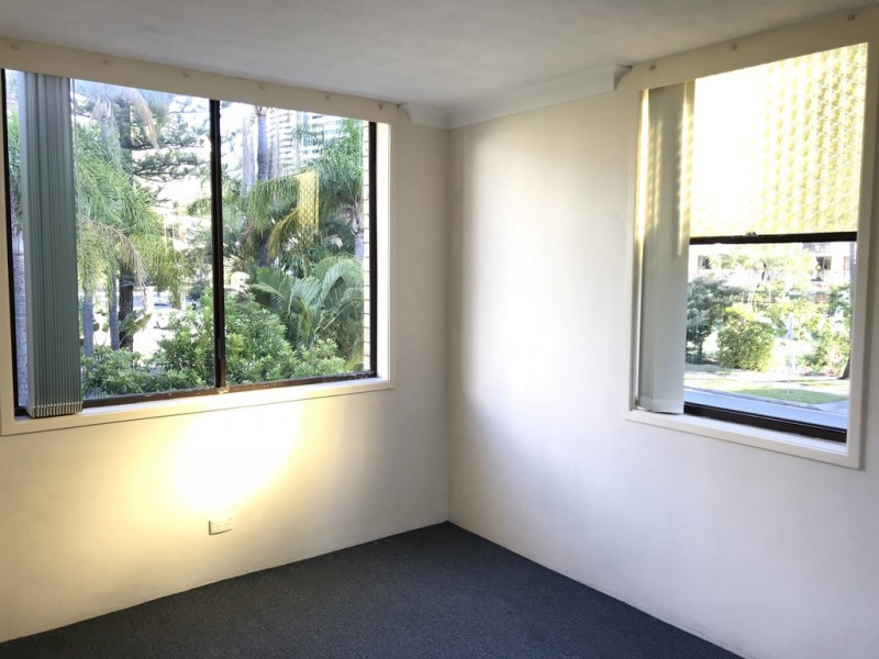 3/17 Federation Avenue, Broadbeach QLD 4218