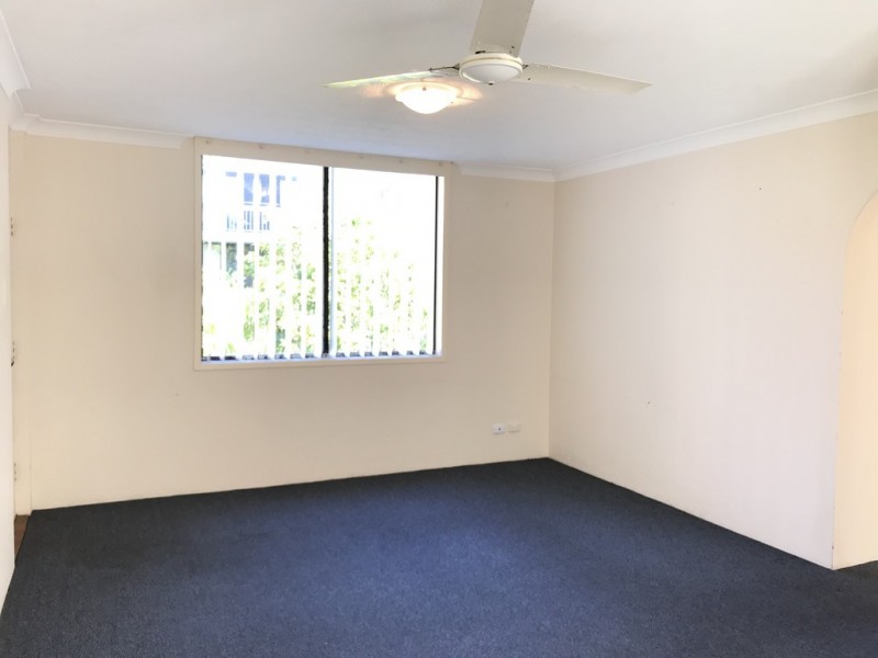3/17 Federation Avenue, Broadbeach QLD 4218