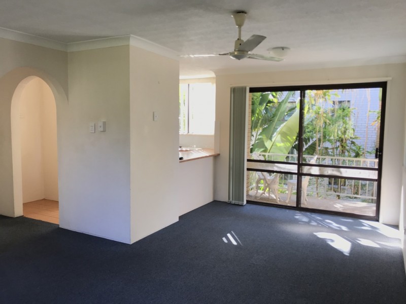3/17 Federation Avenue, Broadbeach QLD 4218