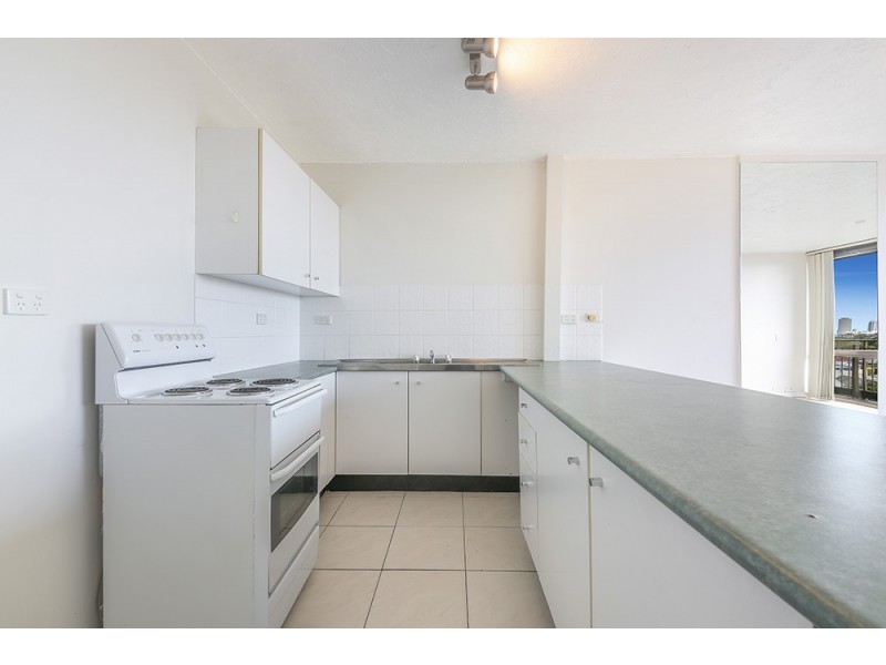 42/11 Fairway Drive, Clear Island Waters QLD 4226