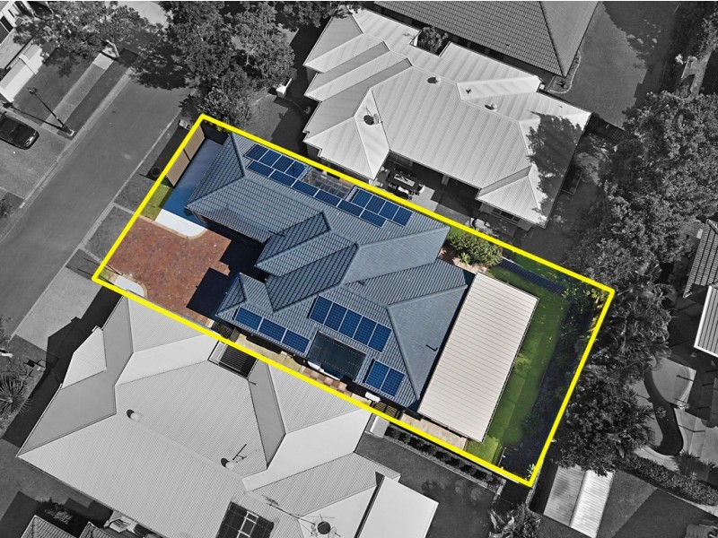 25 Rainbird Close, Burleigh Waters QLD 4220