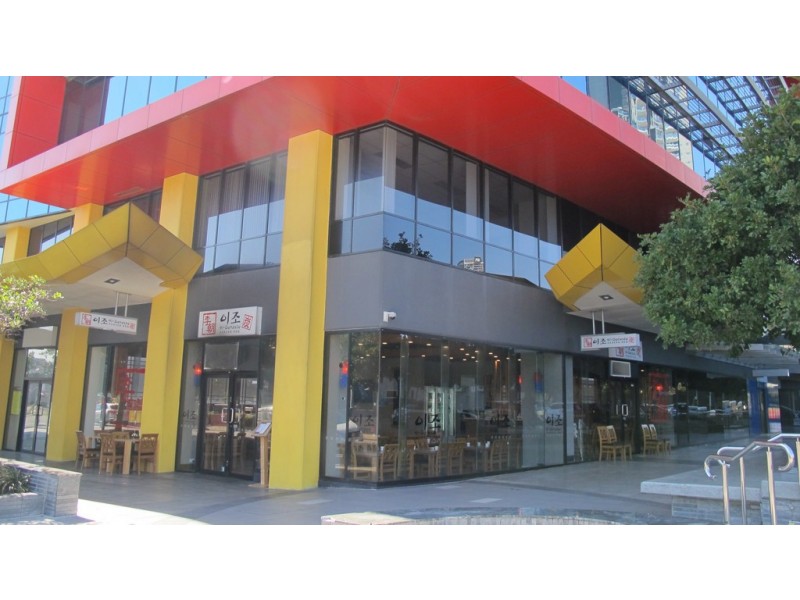 3004 and 3005/27 Garden Street, Southport QLD 4215