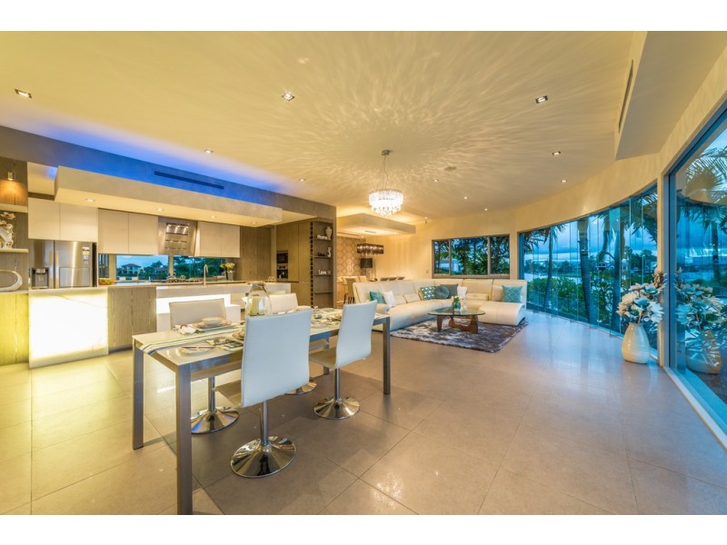 72 Blair Athol Crescent, Sorrento QLD 4217