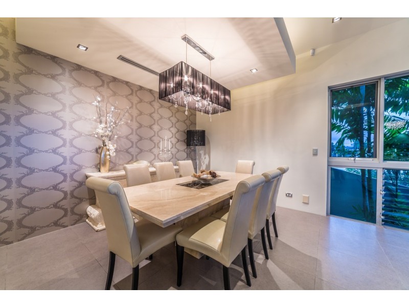 72 Blair Athol Crescent, Sorrento QLD 4217