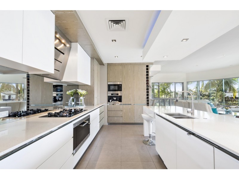 72 Blair Athol Crescent, Sorrento QLD 4217