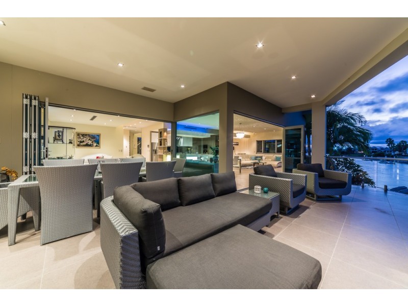 72 Blair Athol Crescent, Sorrento QLD 4217