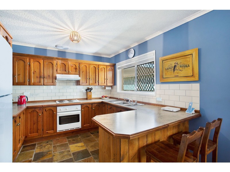 34 Aruma Avenue, Burleigh Waters QLD 4220