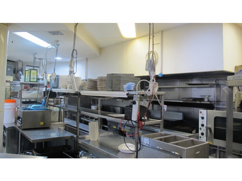 18/15 Victoria Avenue, Broadbeach QLD 4218