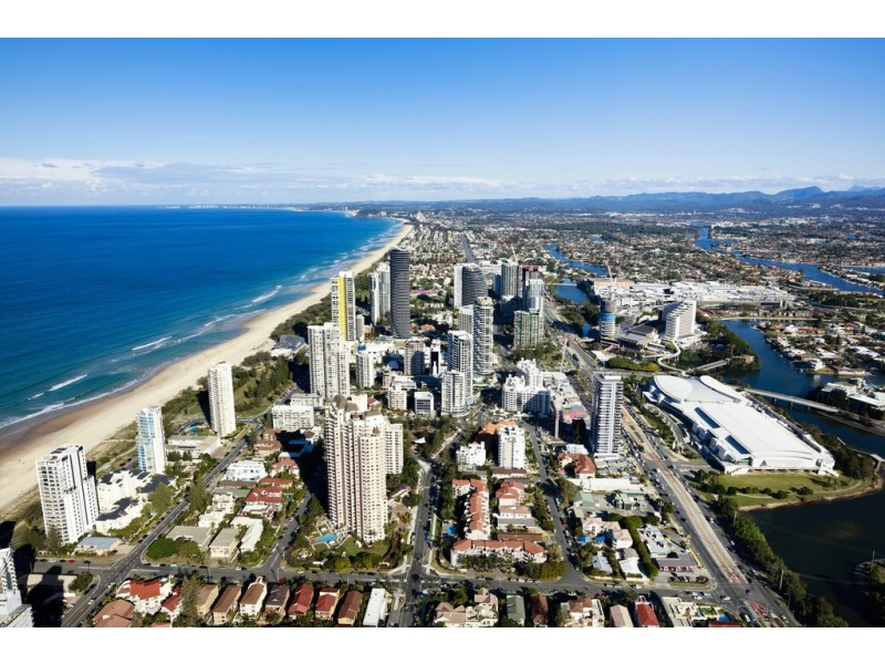 18/15 Victoria Avenue, Broadbeach QLD 4218