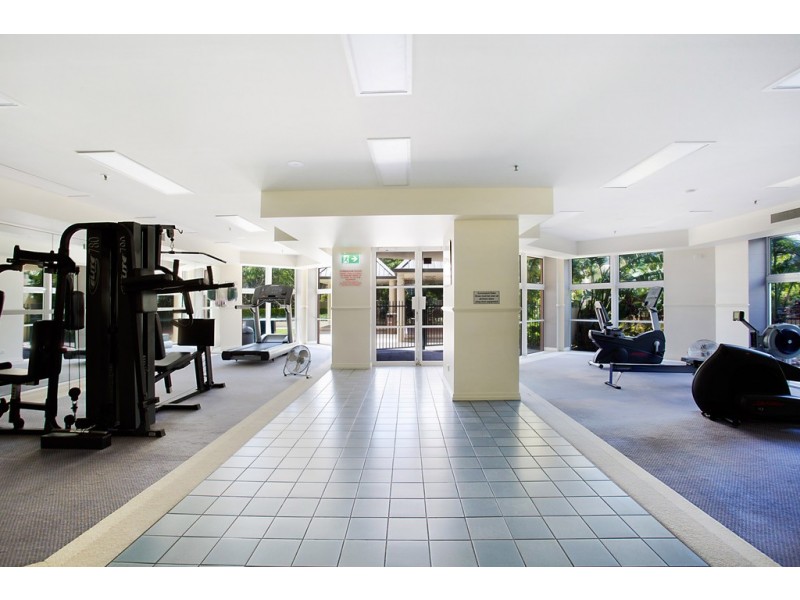 108 ‘Belle Maison’ 129 Surf Parade, Broadbeach QLD 4218