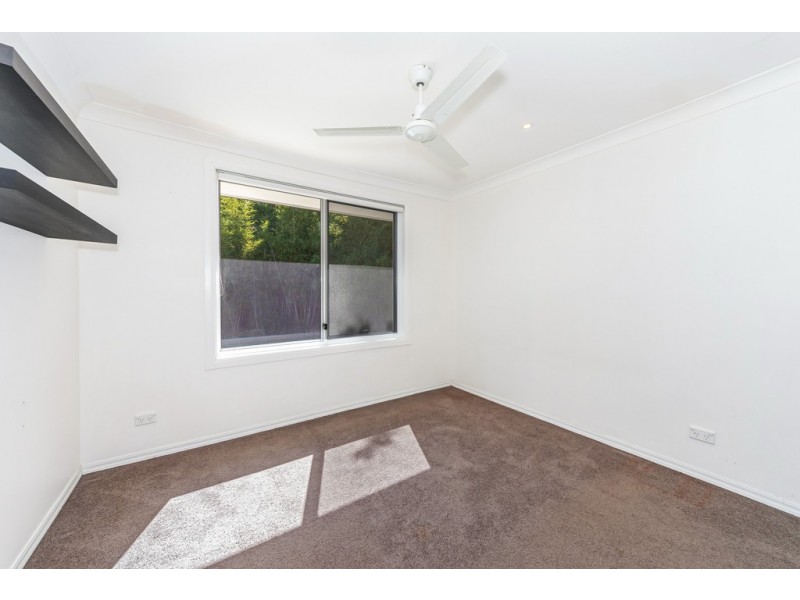 10 Elgin Crescent, Sorrento QLD 4217