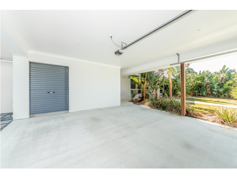 10 Elgin Crescent, Sorrento QLD 4217