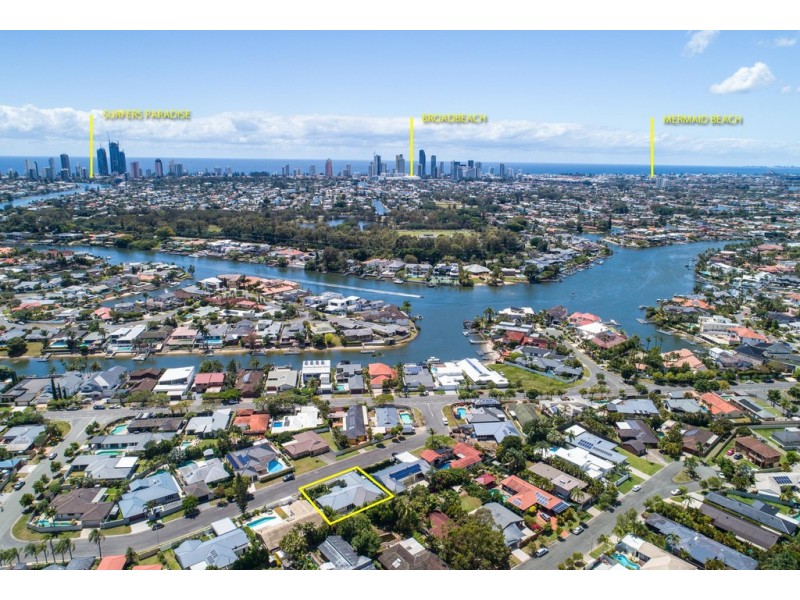 10 Elgin Crescent, Sorrento QLD 4217