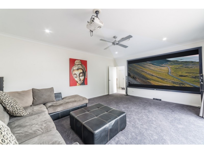 129 Allambi Avenue, Broadbeach Waters QLD 4218