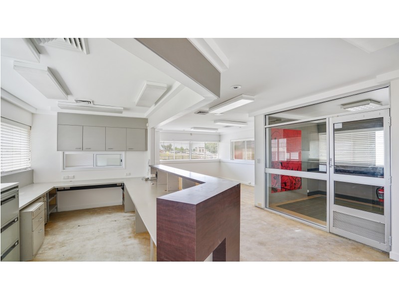 127-129 Nerang Street, Southport QLD 4215