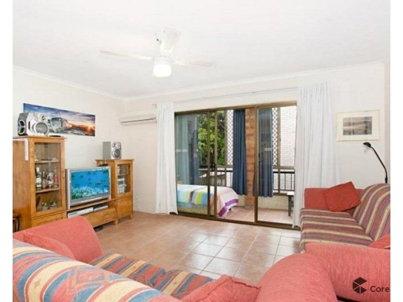 4/7 Rosewood Ave, Broadbeach QLD 4218