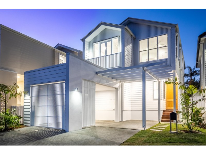 15 Kallay Street, Miami QLD 4220