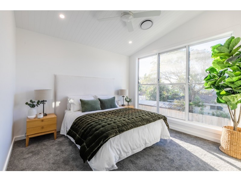 15 Kallay Street, Miami QLD 4220