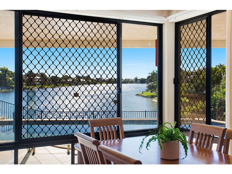 9 Cassowary Drive, Burleigh Waters QLD 4220