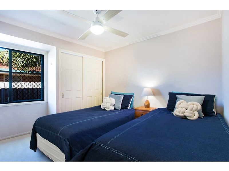 9 Cassowary Drive, Burleigh Waters QLD 4220