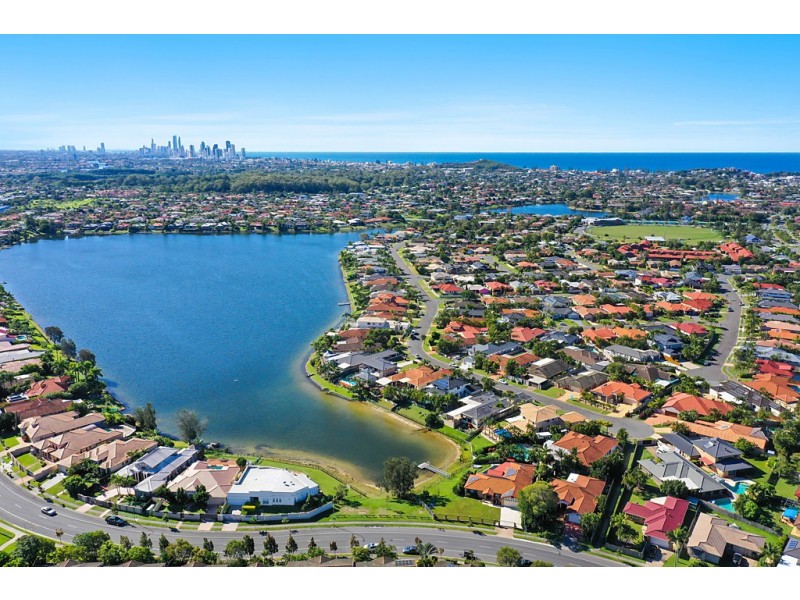 9 Cassowary Drive, Burleigh Waters QLD 4220