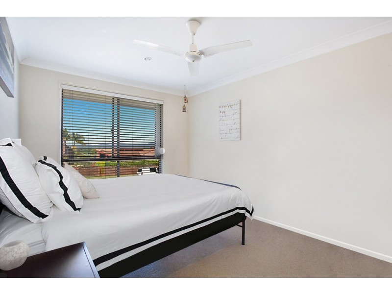 5 Mina Place, Southport QLD 4215