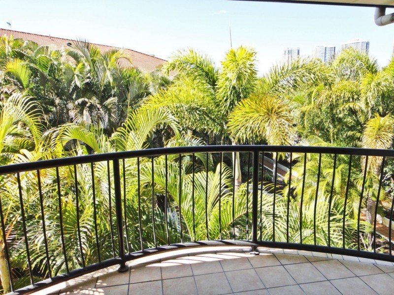 28/84 High Street, Southport QLD 4215