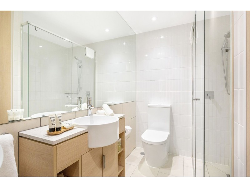 1304 Avani 2663 Gold Coast Highway, Broadbeach QLD 4218