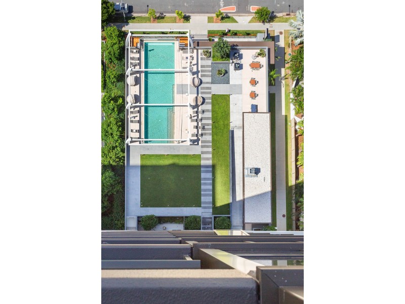 1304 Avani 2663 Gold Coast Highway, Broadbeach QLD 4218