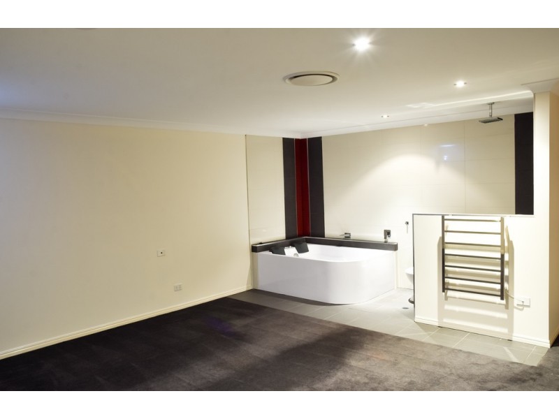 2/36 Enterprise Avenue, Tweed Heads South NSW 2486