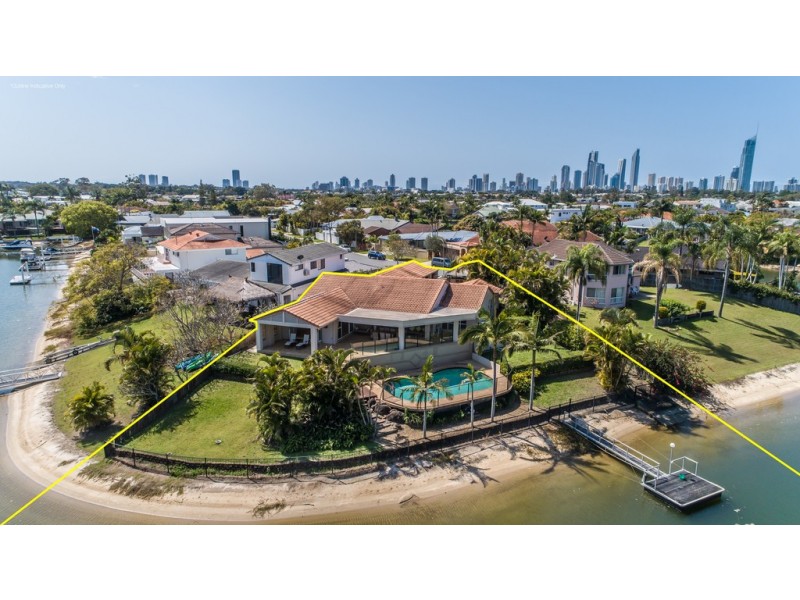 2 Caithness Court, Sorrento QLD 4217