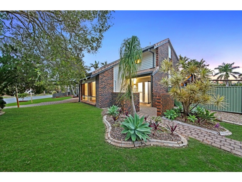 2 Langford Court, Mermaid Waters QLD 4218