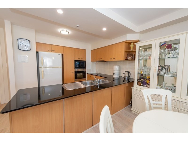 2144/2633 Gold Coast Highway, Broadbeach QLD 4218