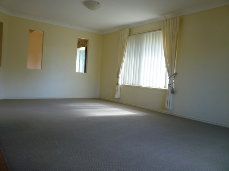 1 Yarraville Street, Robina QLD 4226