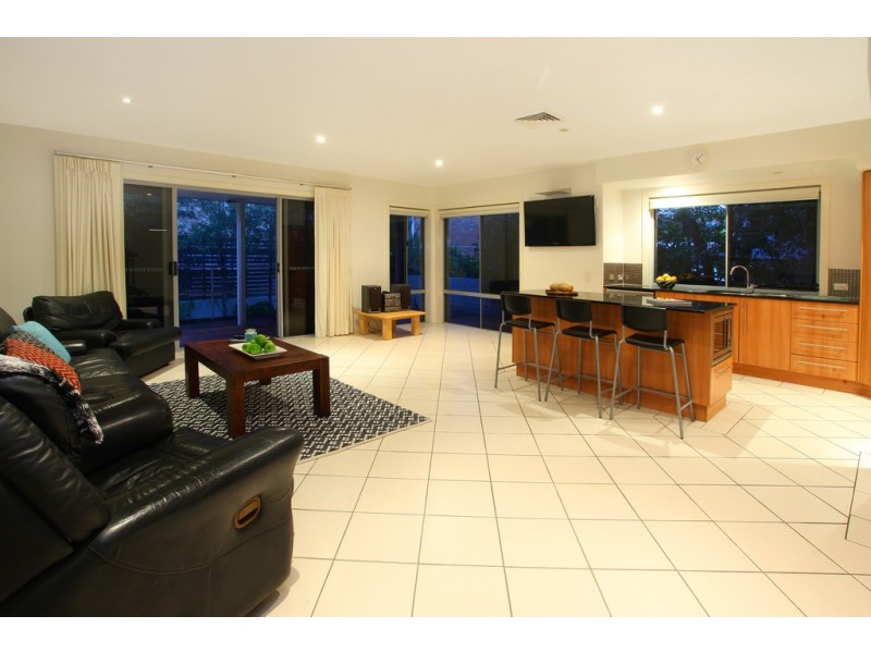 2/30 Peninsular Drive, Surfers Paradise QLD 4217