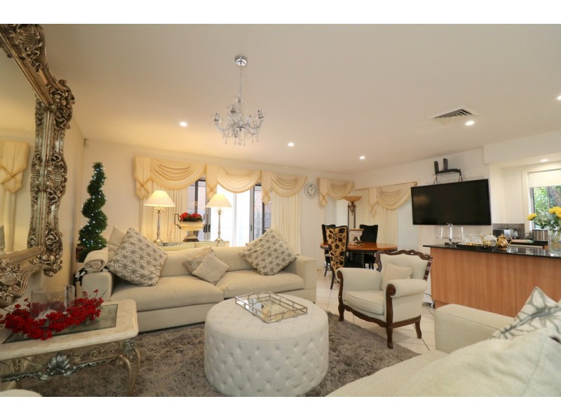 2/30 Peninsular Drive, Surfers Paradise QLD 4217